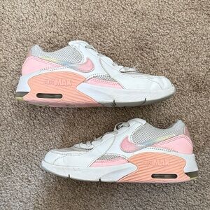 Nike Kids Air Max Sneakers in White and Pink size 2Y